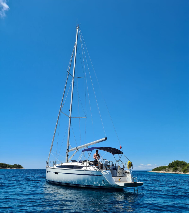 Bavaria Cruiser 37 Lana 3