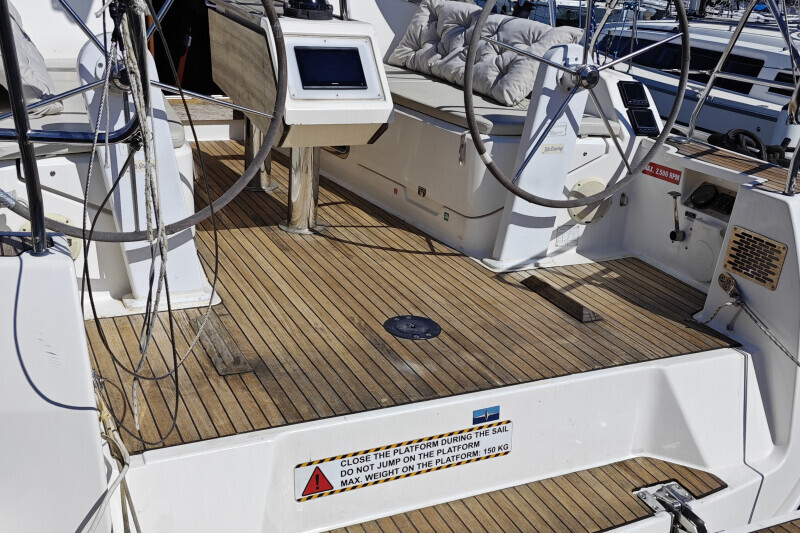 Bavaria Cruiser 37 Bura
