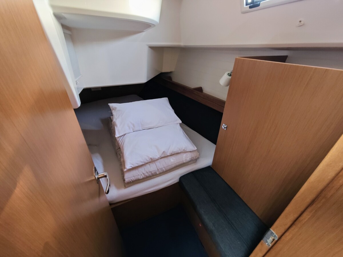 Bavaria Cruiser 37 Atena