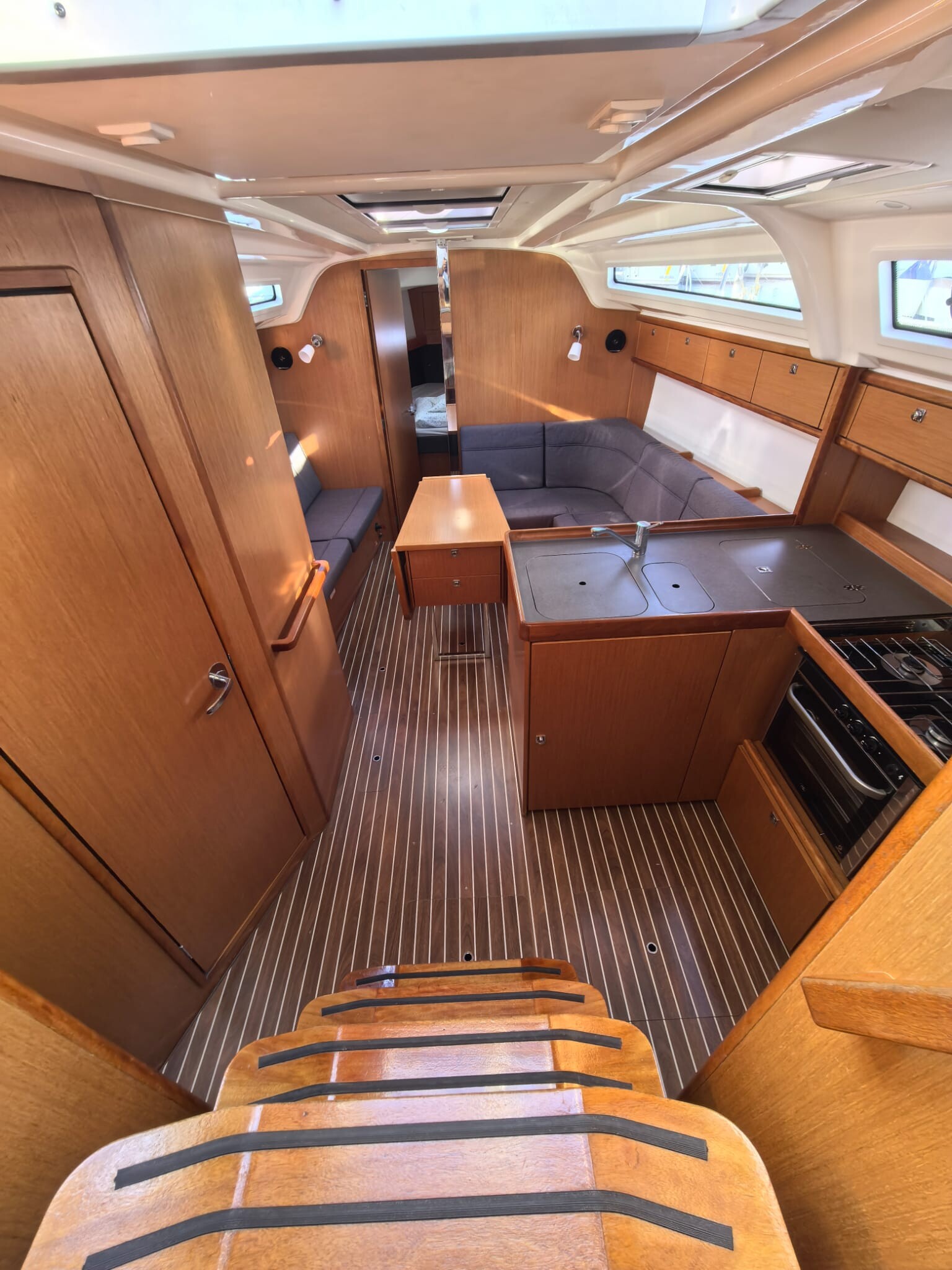 Bavaria Cruiser 37 Lady Lana