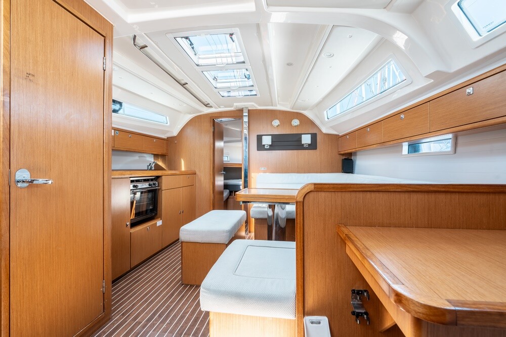 Bavaria Cruiser 41 Alkyoni