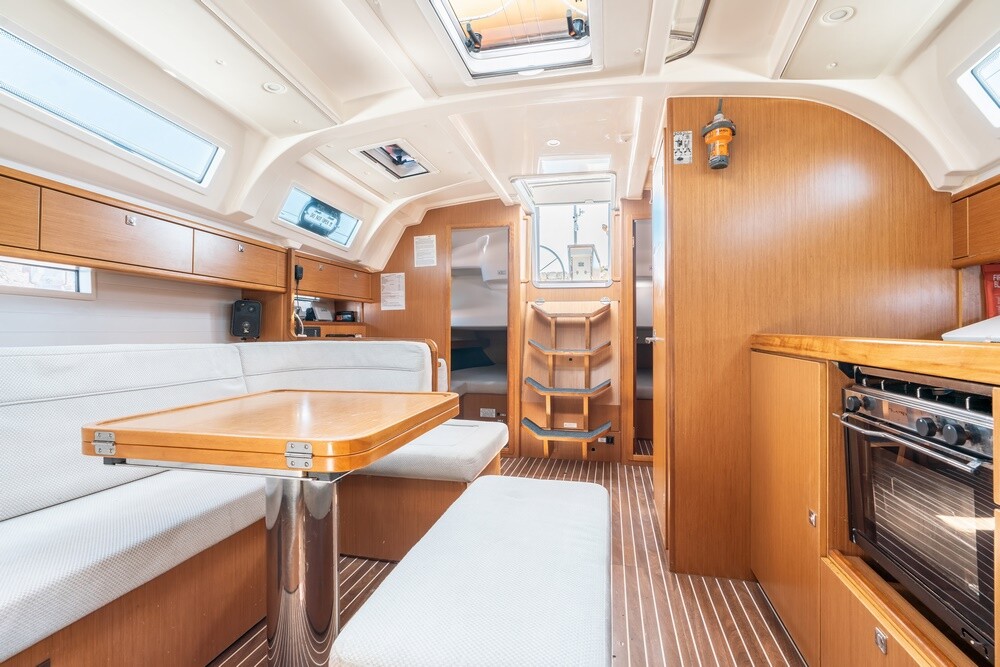 Bavaria Cruiser 41 Alkyoni