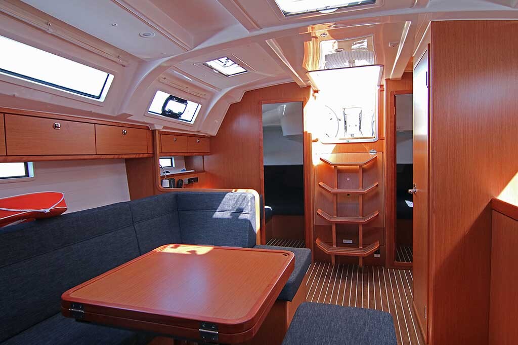 Bavaria Cruiser 41 Nostalgia