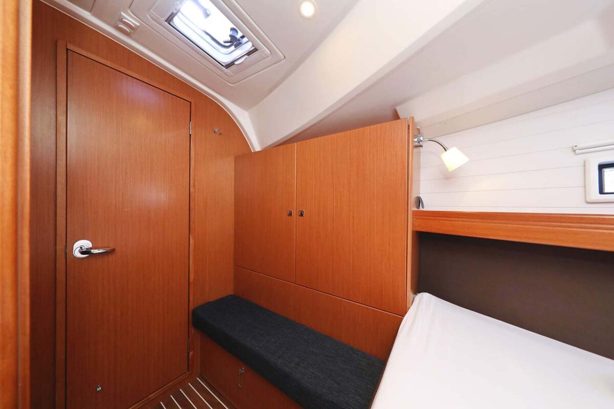 Bavaria Cruiser 41 Kirka