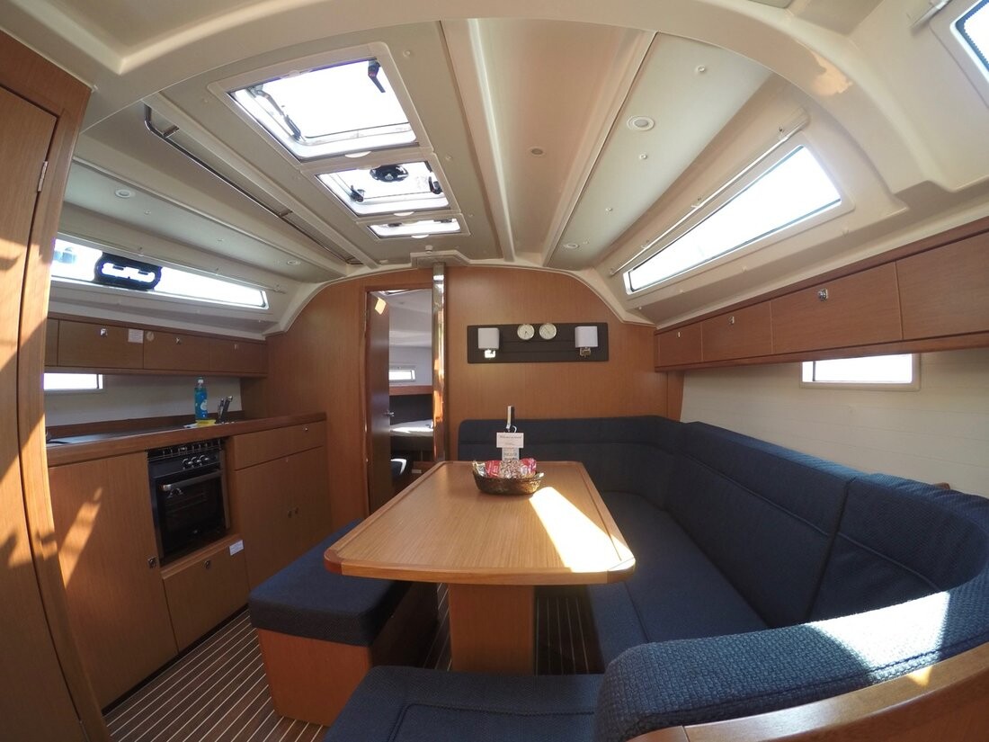 Bavaria Cruiser 41 Cadenza