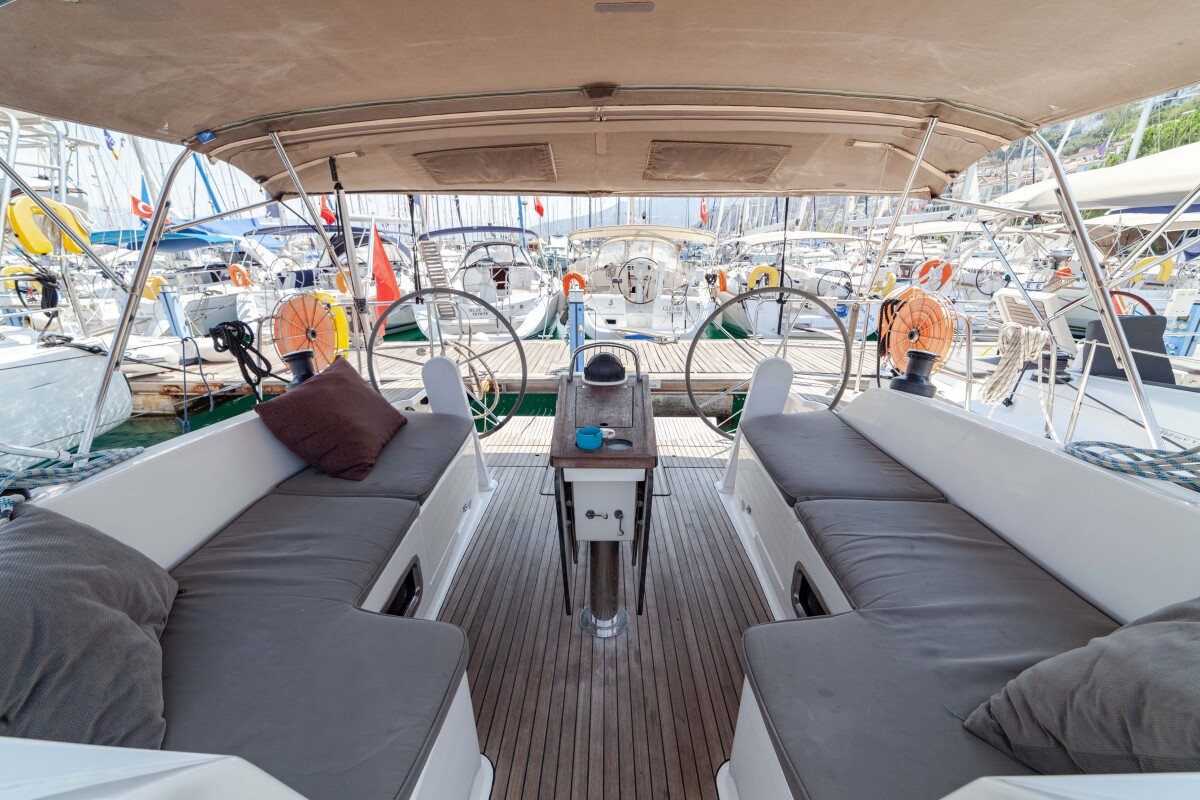 Bavaria Cruiser 46 Sail Vega