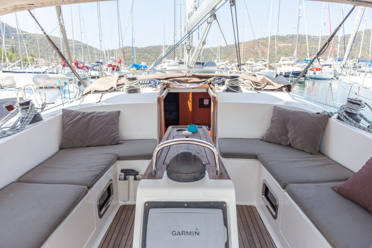 Bavaria Cruiser 46 Sail Vega