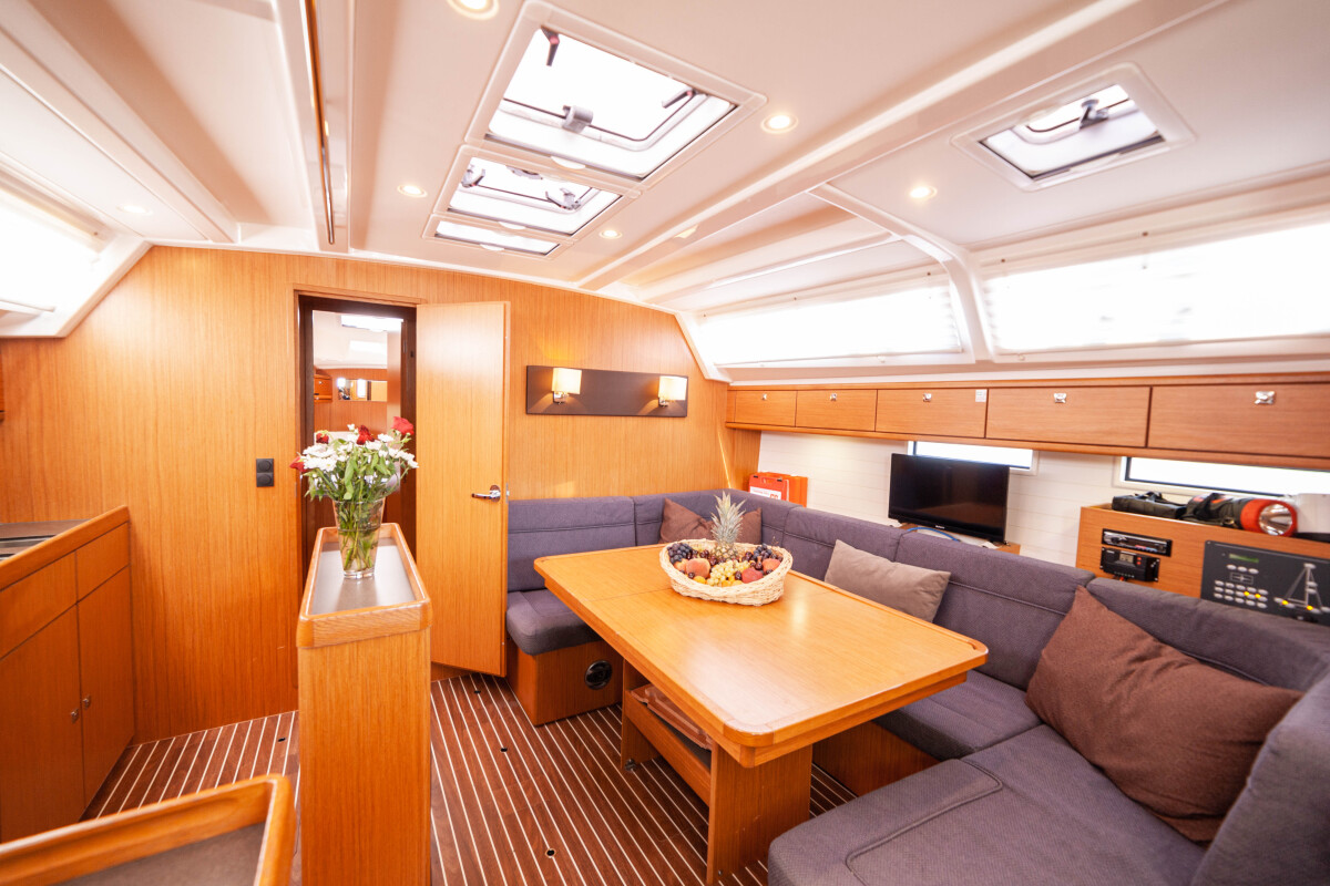 Bavaria Cruiser 46 Sail Vega