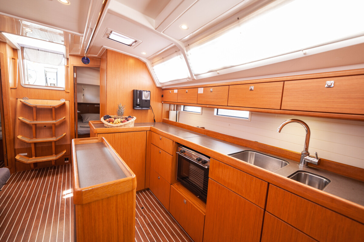Bavaria Cruiser 46 Sail Vega