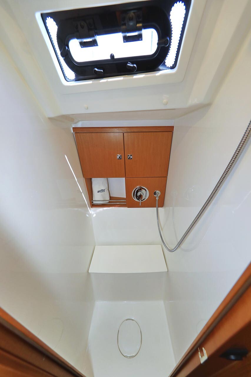 Bavaria Cruiser 46 Avior