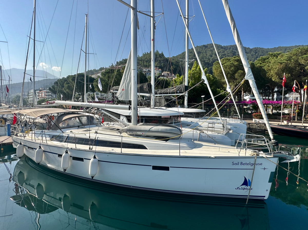 Bavaria Cruiser 46 Sail Betelgeuse
