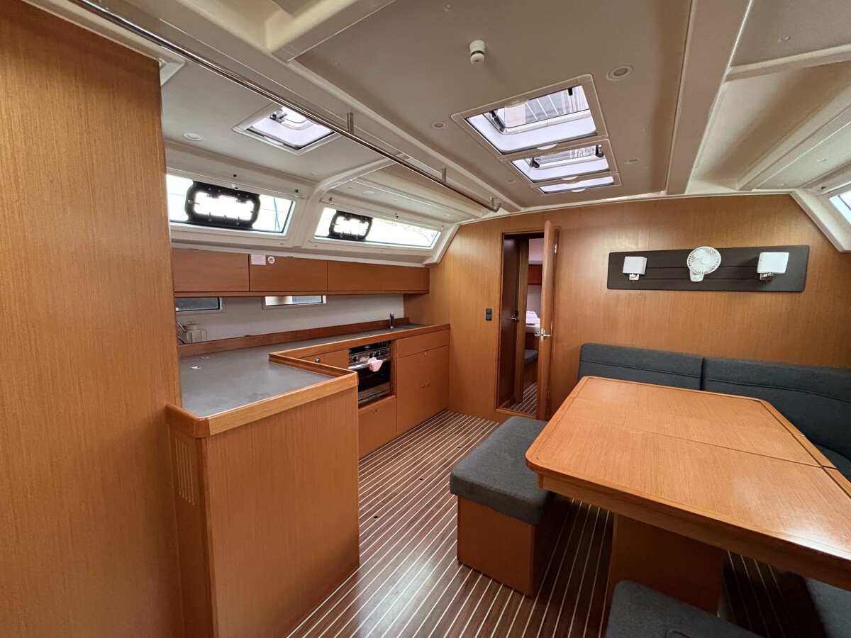 Bavaria Cruiser 46 Sail Betelgeuse