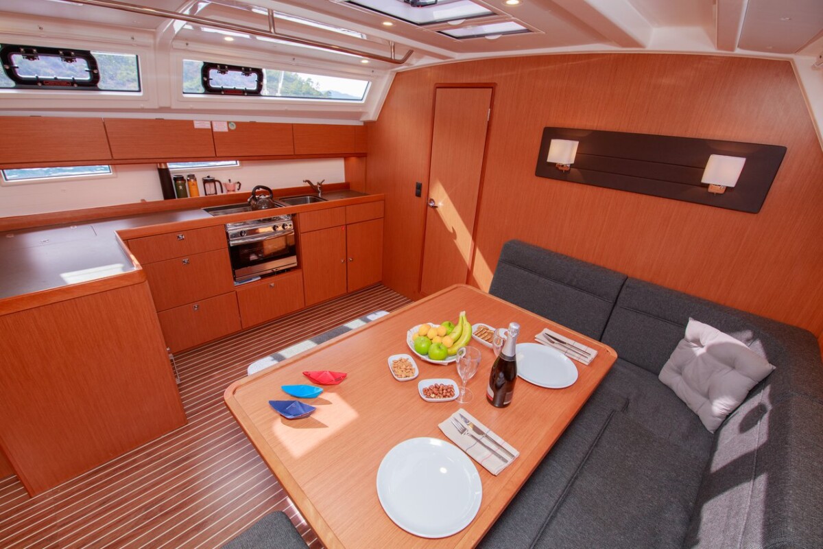 Bavaria Cruiser 46 Jenga