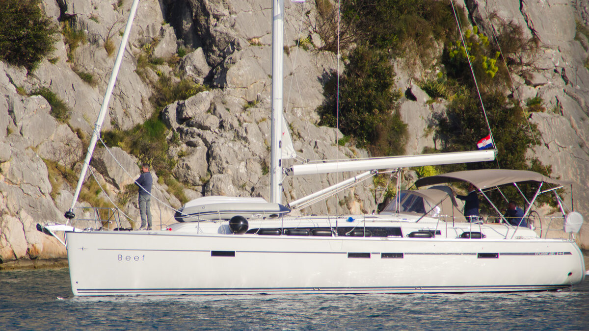 Bavaria Cruiser 46 Beef