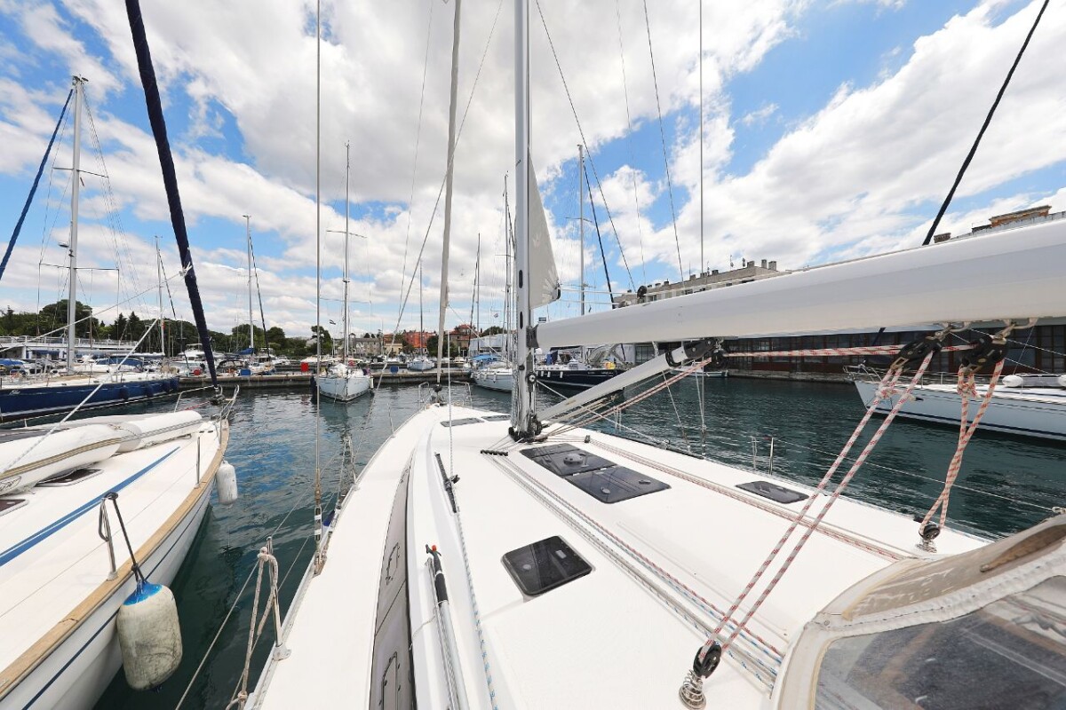 Bavaria Cruiser 46 Ticija