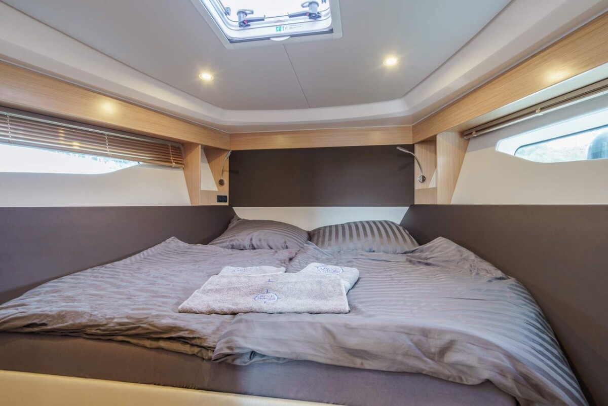 Bavaria SR36 Open Top Ostwind