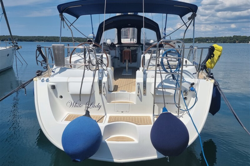 Beneteau 50 White Lady