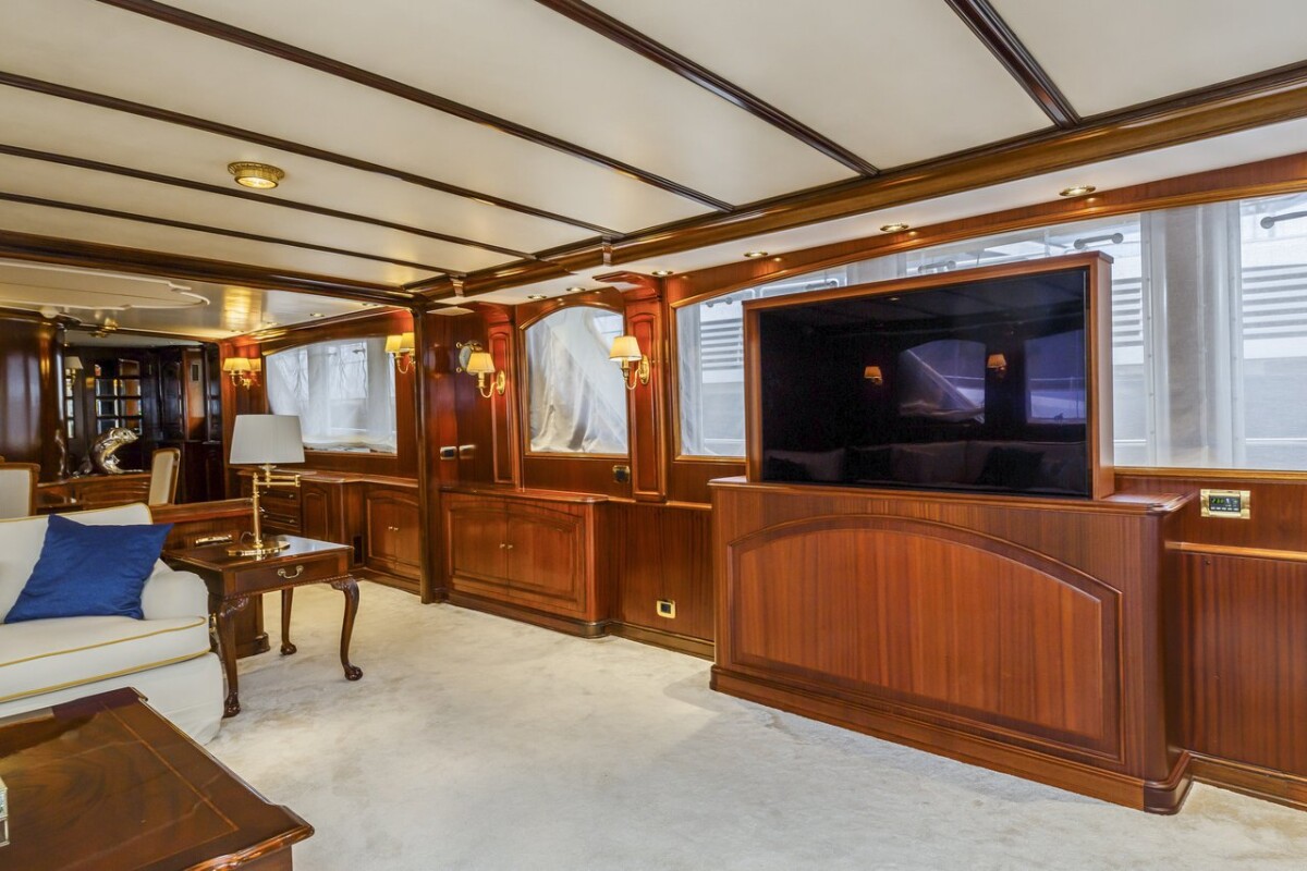 Benetti Classsic 115 To Je To