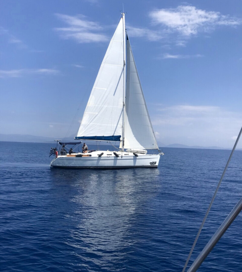 Cyclades 43.4 Zephyros