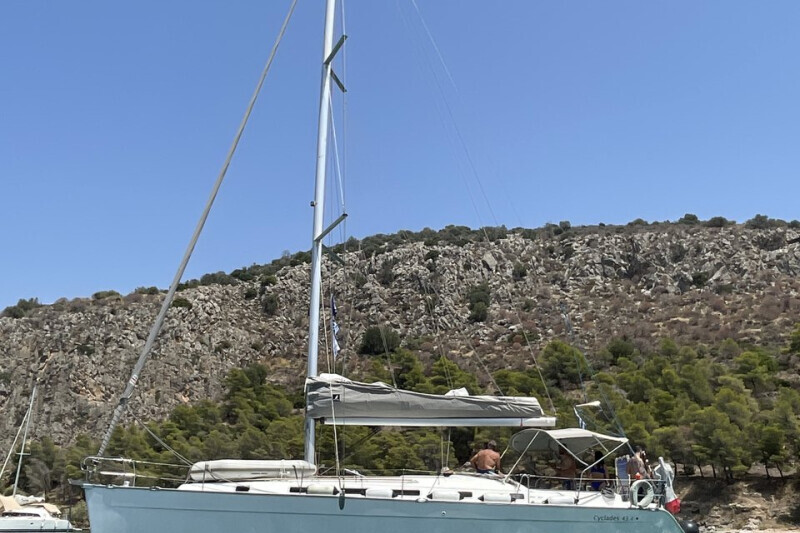 Cyclades 43.4 Too Lucky