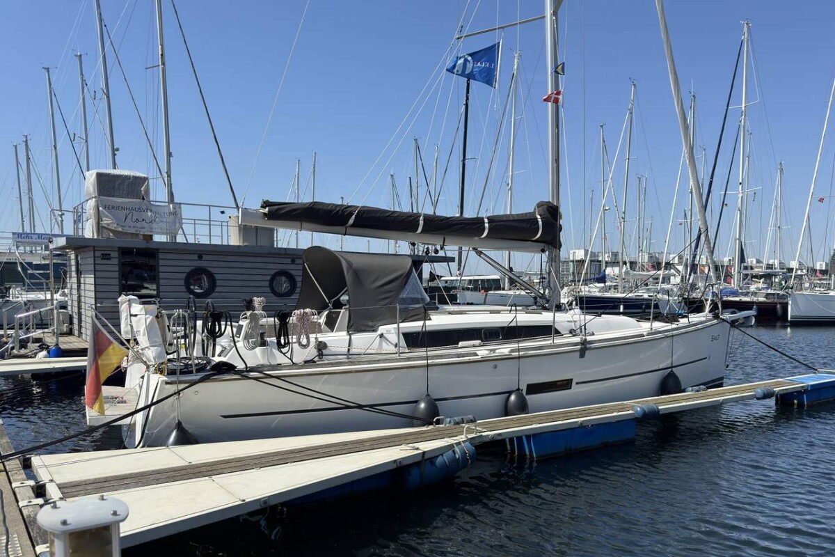 Dufour 350 GL Salt