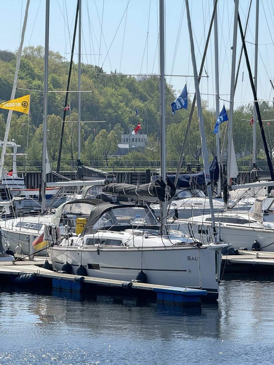 Dufour 350 GL Salt