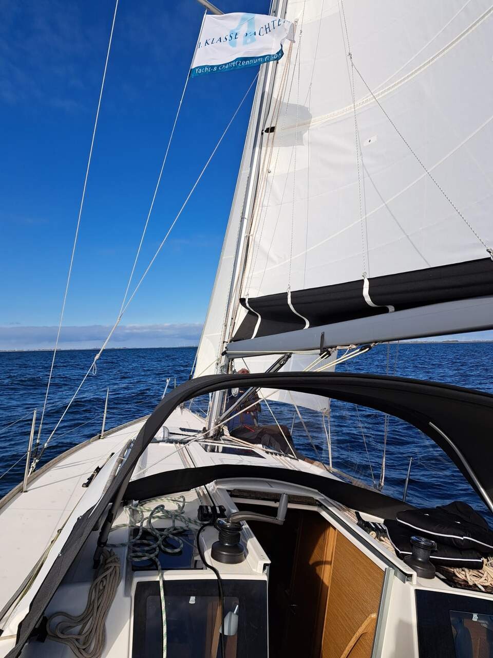 Dufour 350 GL Salt