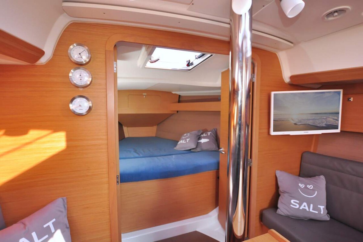 Dufour 350 GL Salt