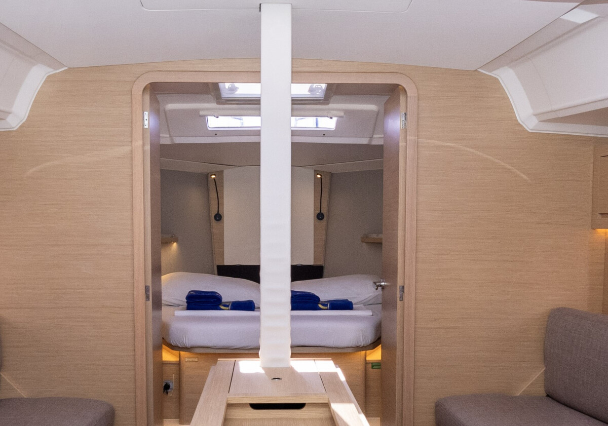 Dufour 37 Nessie