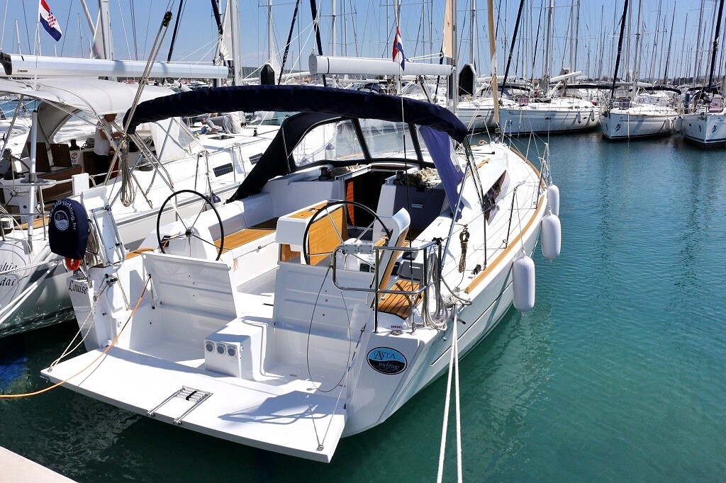 Dufour 382 GL Louise