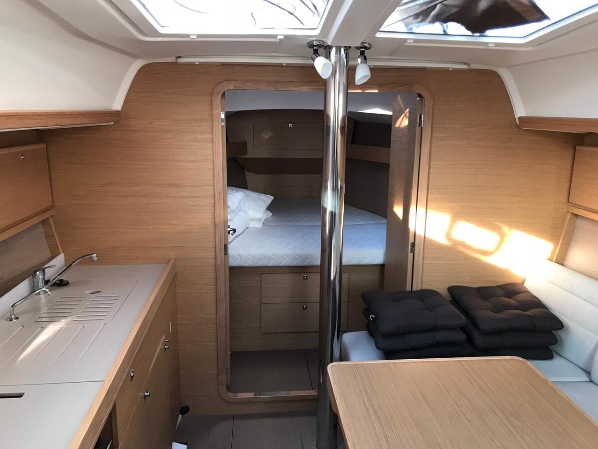 Dufour 382 GL Diniva II