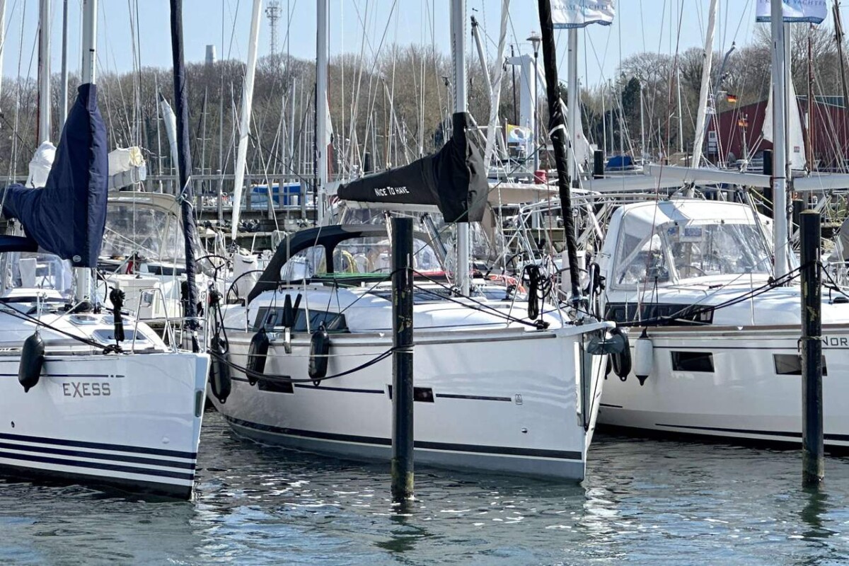 Dufour 382 GL Nice to Have