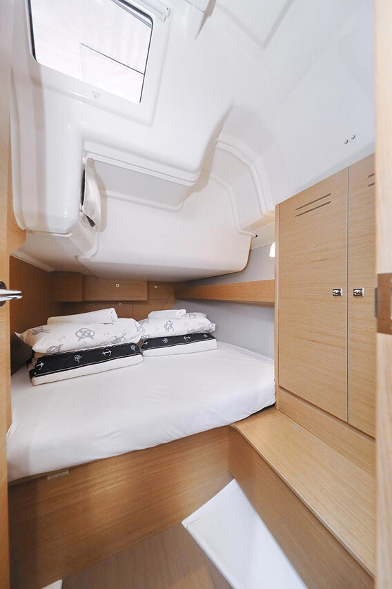 Dufour 382 GL Elyra