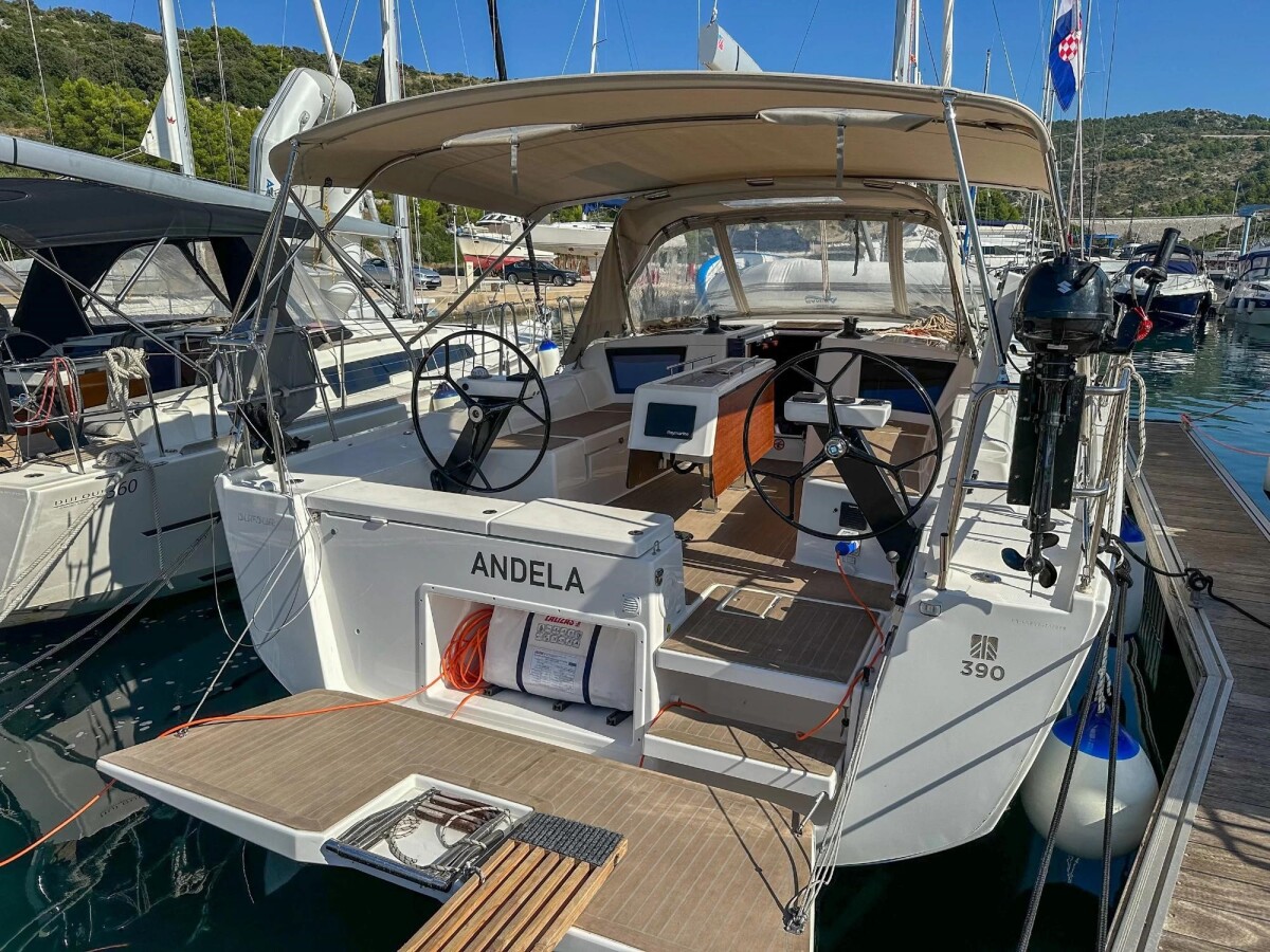 Dufour 390 GL Andela