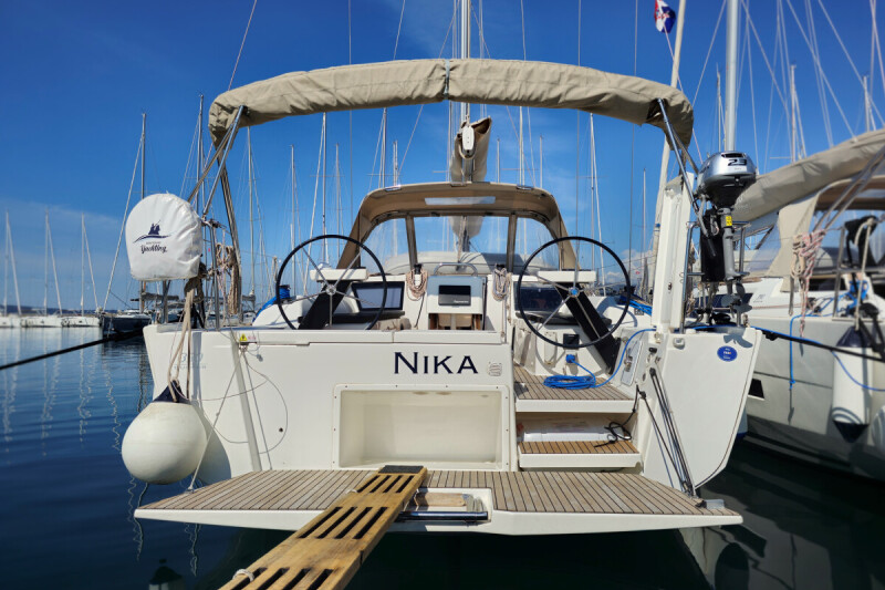 Dufour 390 GL Nika