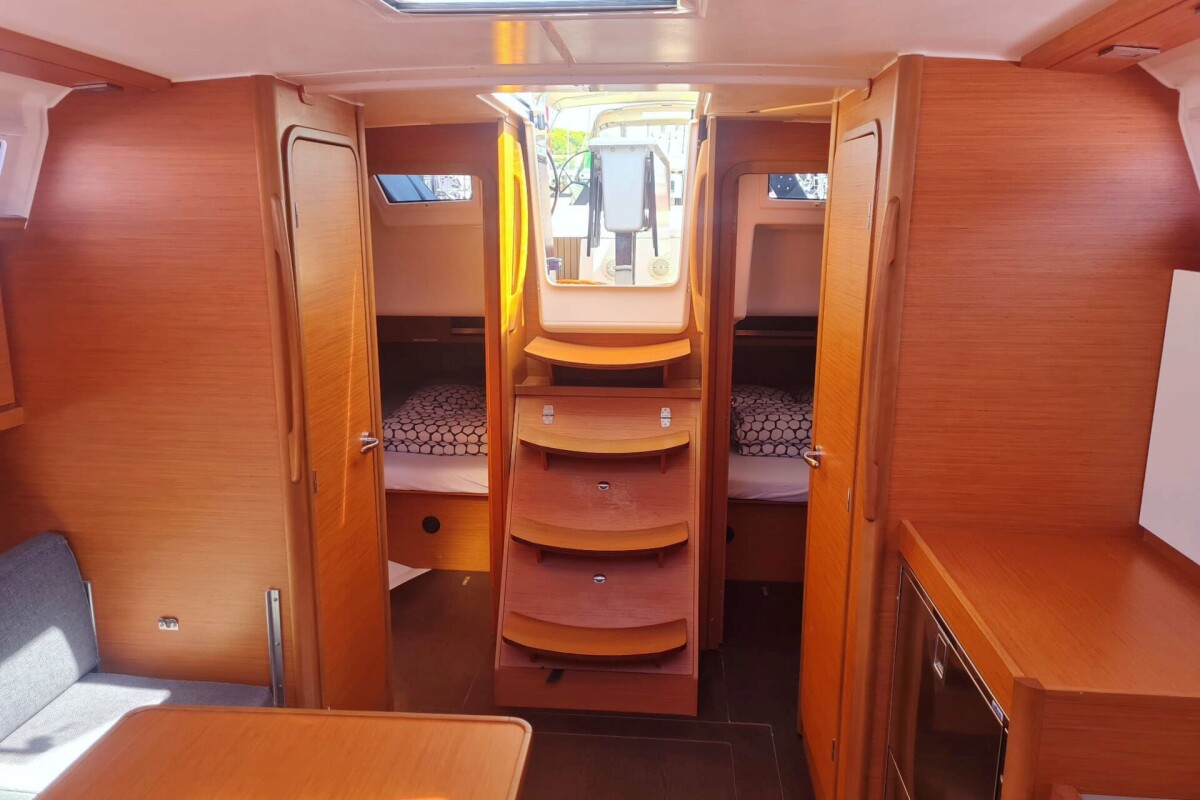 Dufour 390 Elena