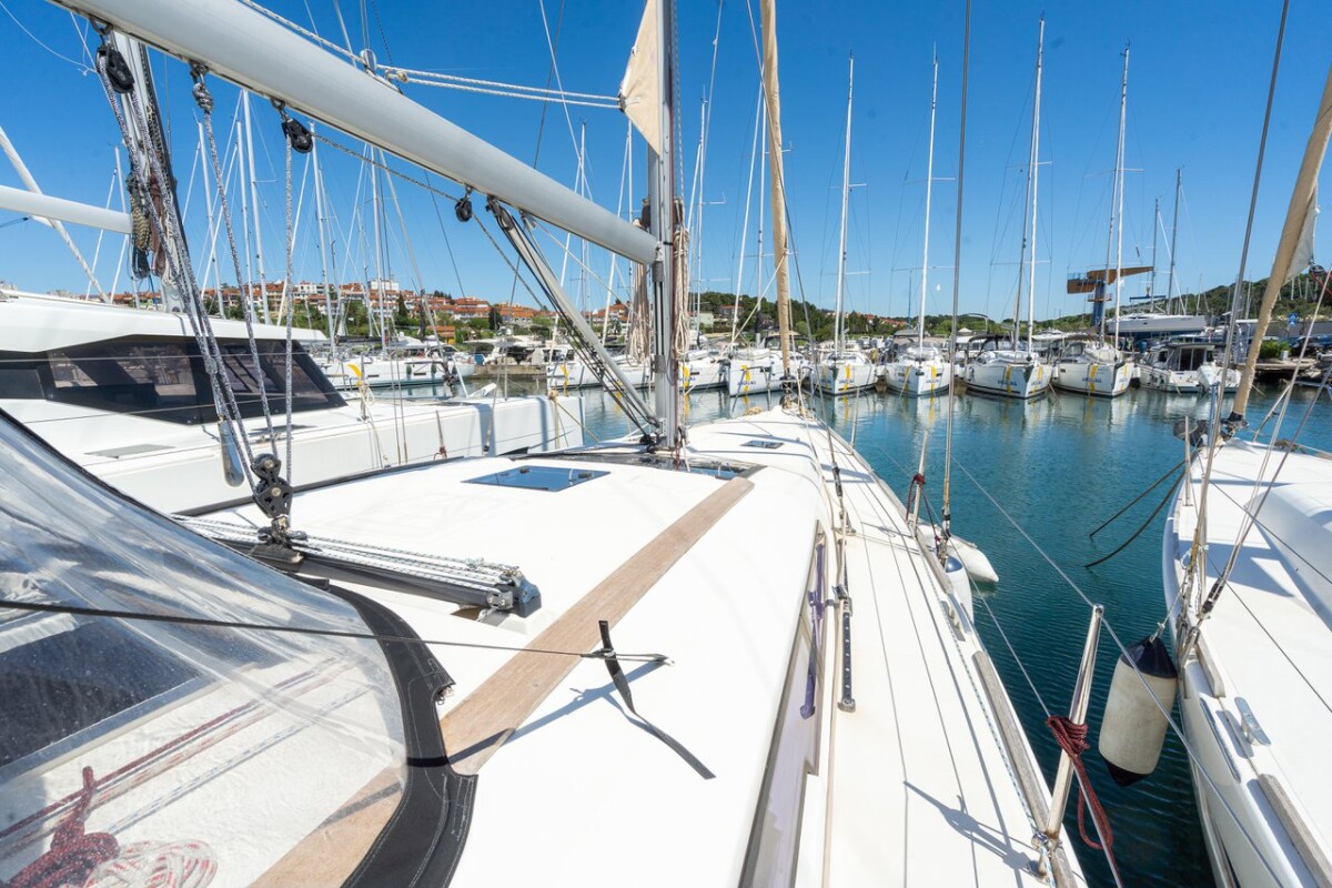 Dufour 412 GL Apus