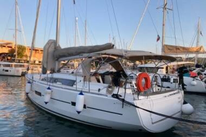 Dufour 412 GL Rose De Mer