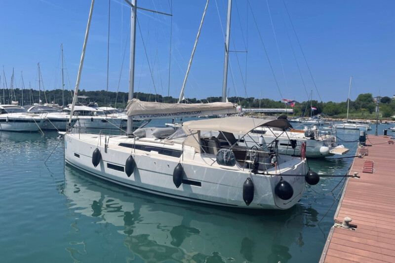 Dufour 430 GL Mojito Sunrise