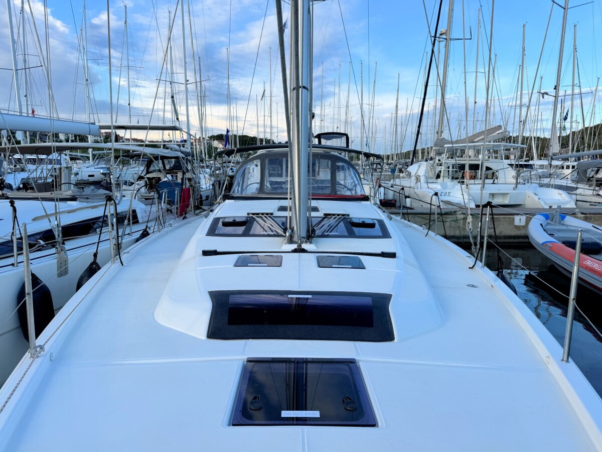 Dufour 430 GL Levan