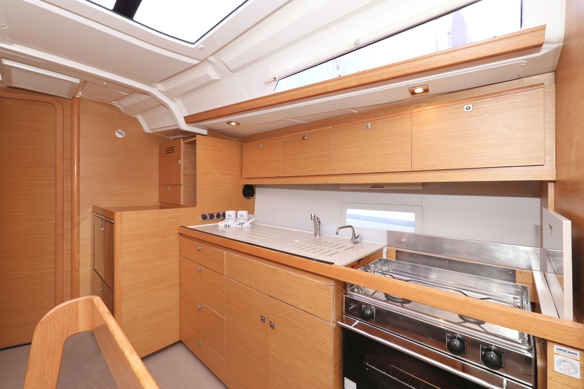 Dufour 430 GL Good Friends