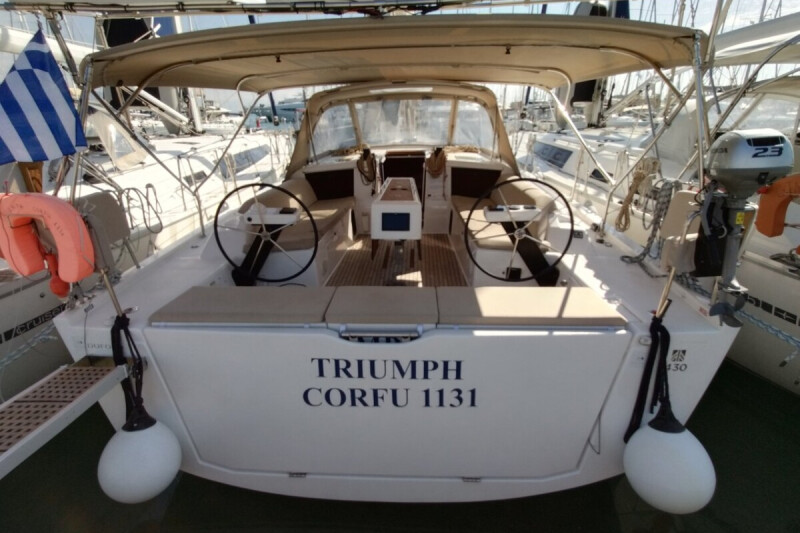 Dufour 430 Triumph