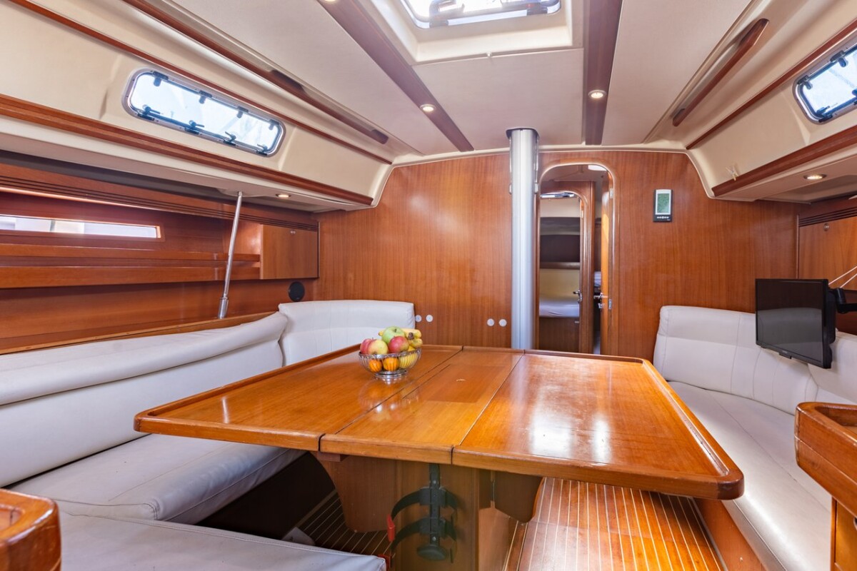 Dufour 44 Jonathan Pink