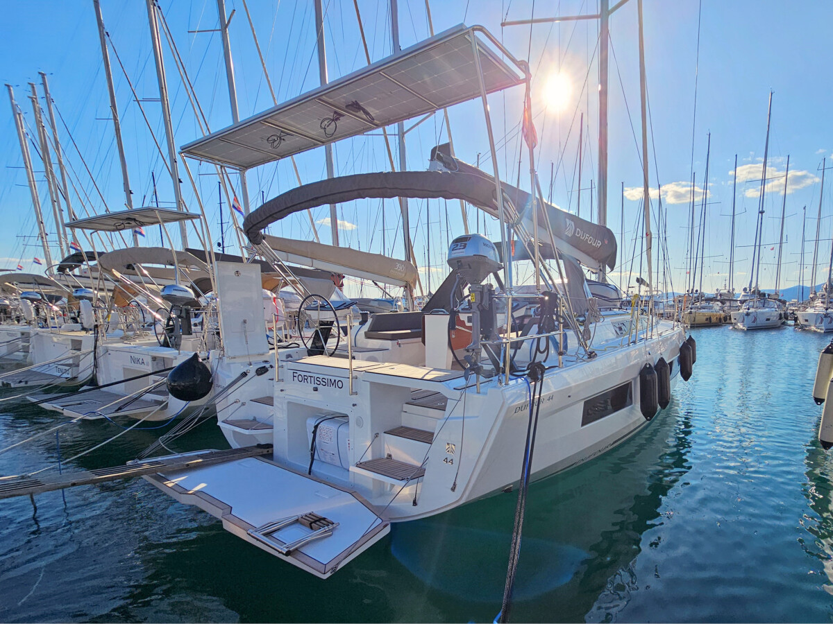 Dufour 44 Fortissimo