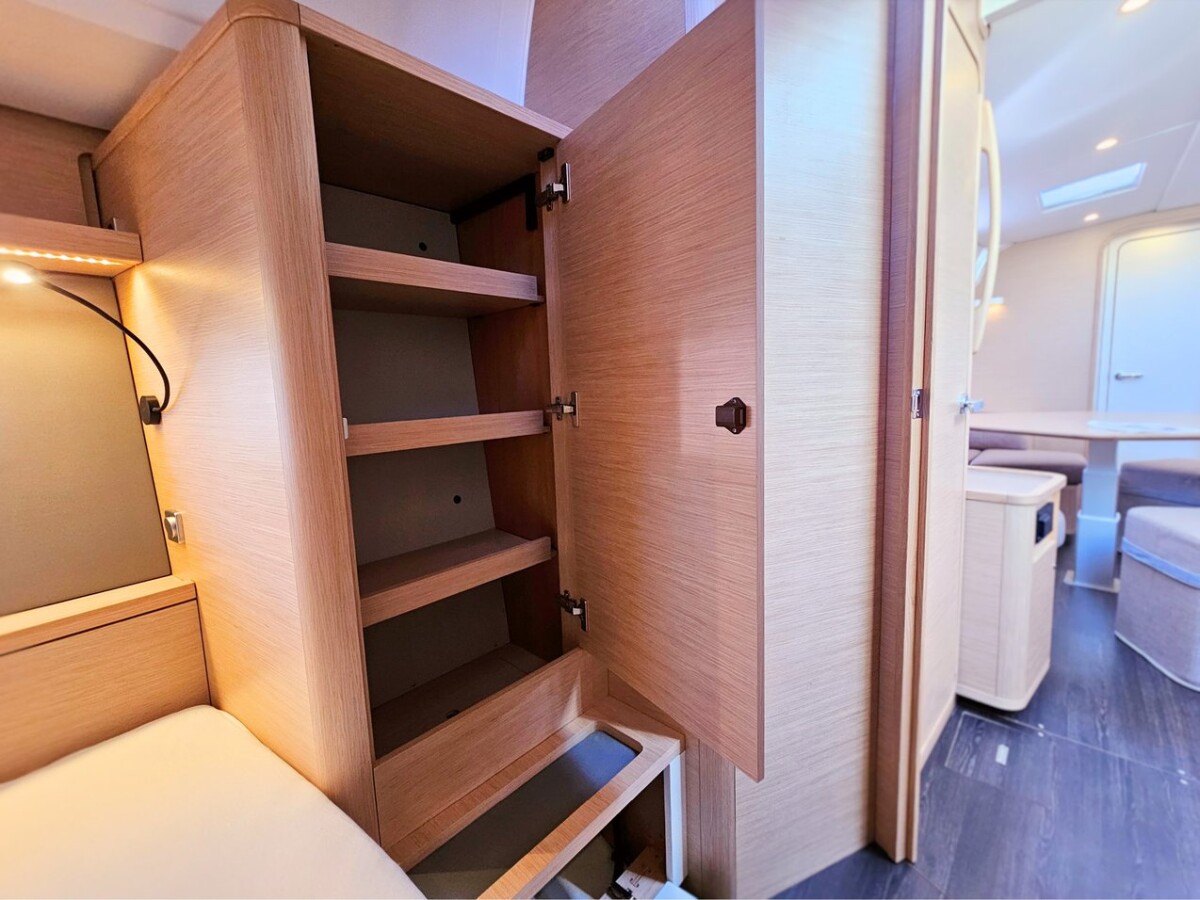 Dufour 44 Adagio