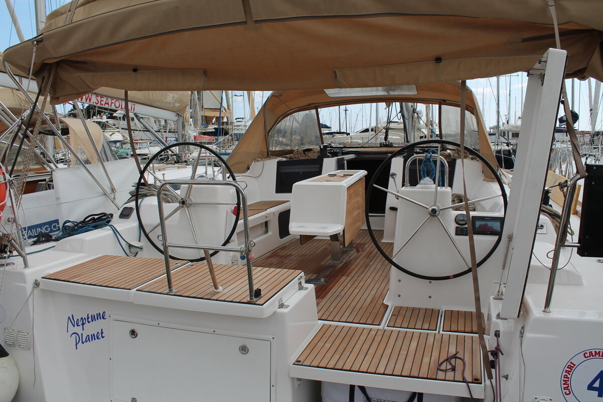 Dufour 460 GL Neptune Planet