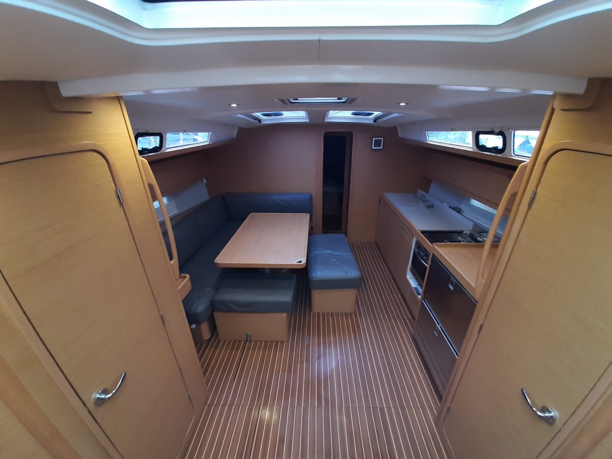Dufour 460 GL Diego