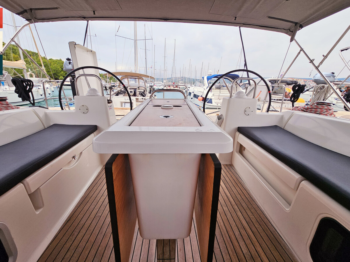 Dufour 460 GL Stretto