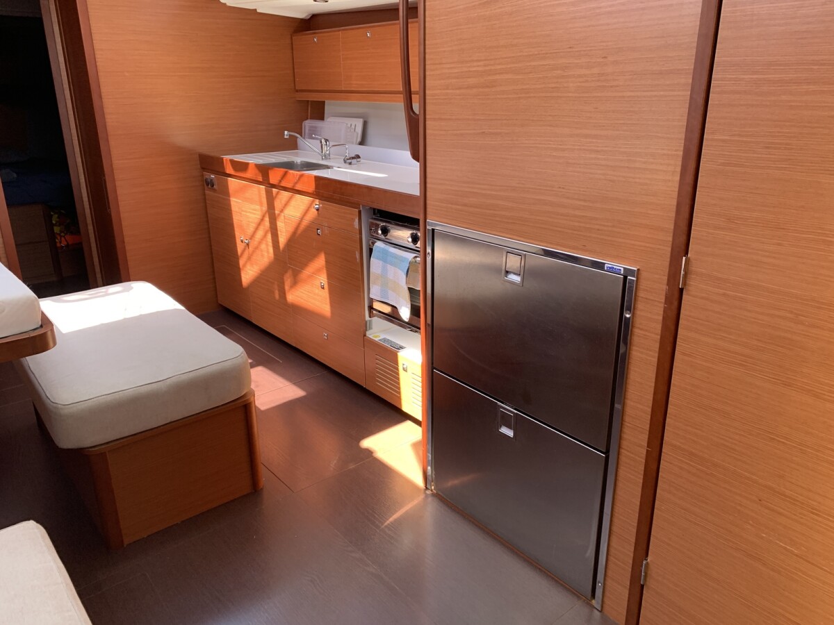 Dufour 460 GL Salted Caramel