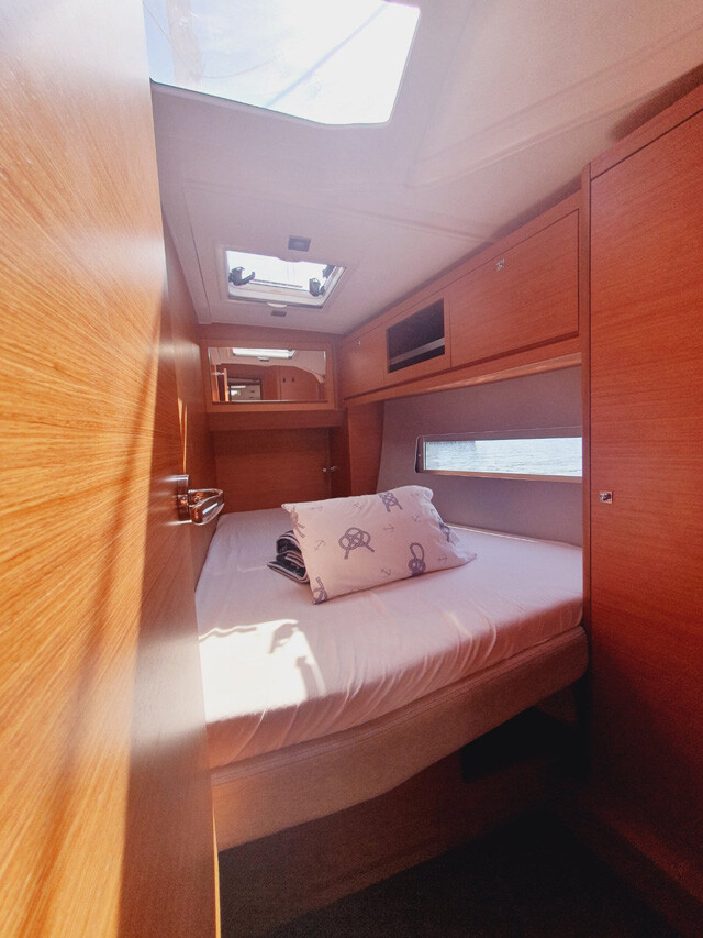 Dufour 470 Sombra del Viento